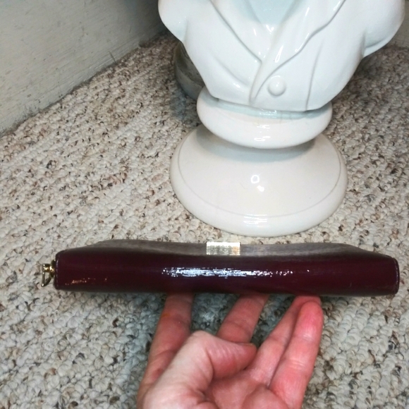 Kate Spade New York Bixby Place Burgundy Patent Leather Zip-Around Wallet - Picture 6 of 11